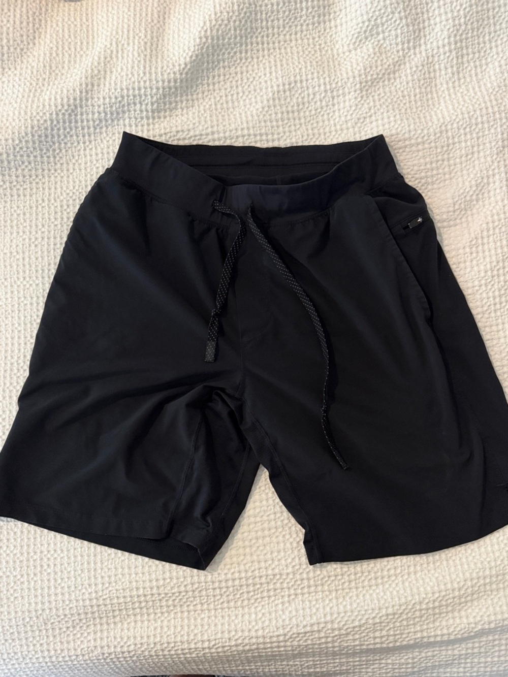 Fabletics Men's Lined Black Drawstring Hybrid Shorts 7 in